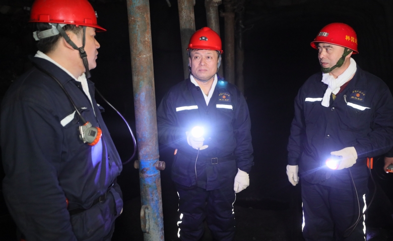 鲍衍胜在新陆矿、振兴矿、兴安矿调研检查工作时强调...