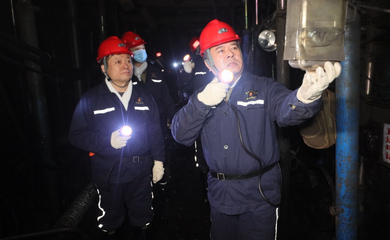 抓实安全防控夯实发展根基 确保安全生产形势持续稳...