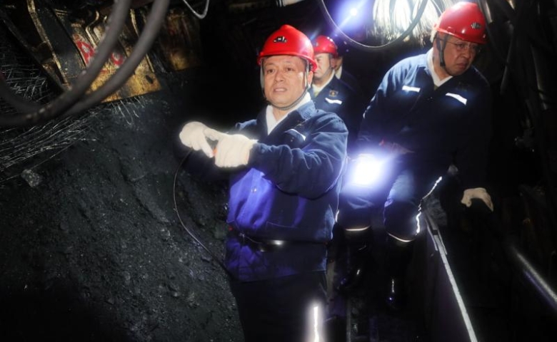 鲍衍胜在鸟山矿调研检查时强调 抓实现场管理 筑牢安...