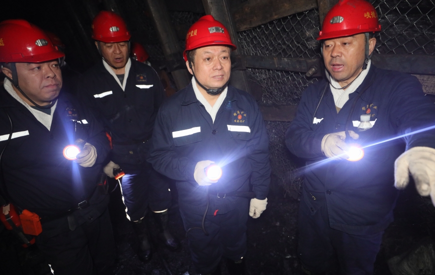 鲍衍胜到峻德矿调研检查工作