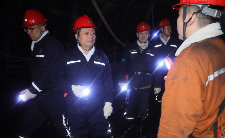 加快重点工程建设进度 科学释放安全优质产能