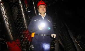 抓实现场管理 筑牢安全根基