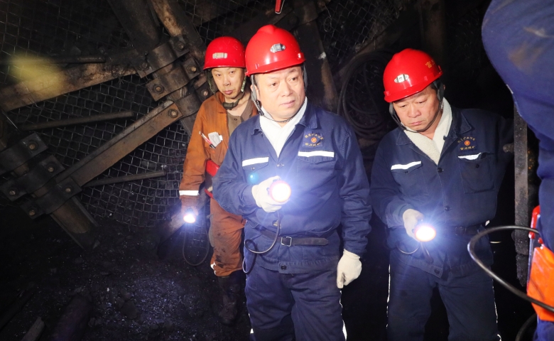 鲍衍胜到富力矿调研检查工作